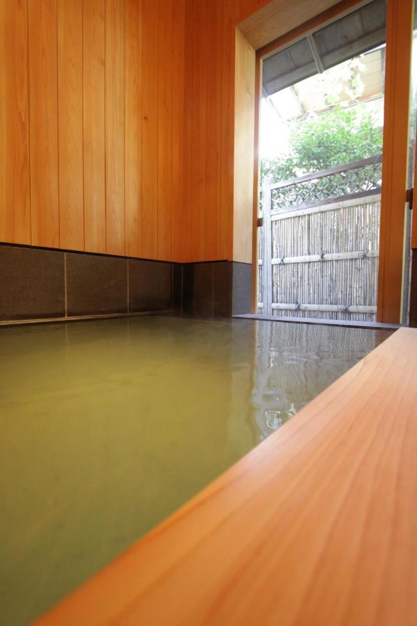 Villa Atami Roji Kaede -熱海 路地楓- 温泉付 ペット可 Esterno foto